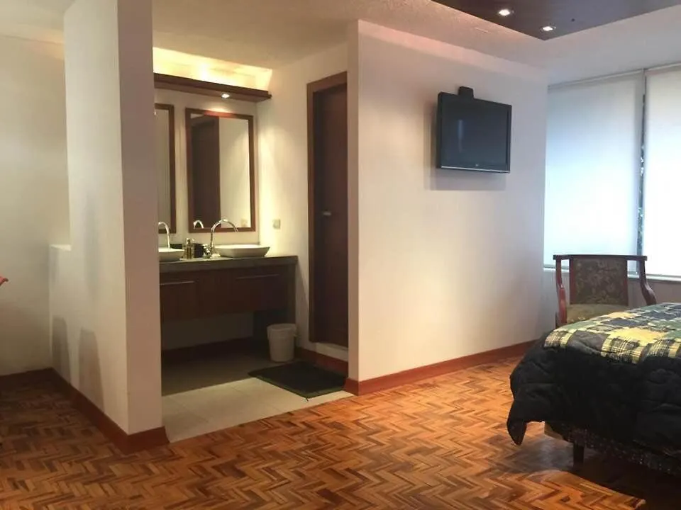 Hotel Hostal Del Valle Sangolqui Quito